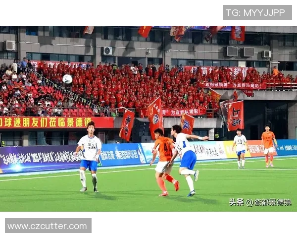 红色足球的激情与梦想：探索中国足球的崛起与未来发展之路