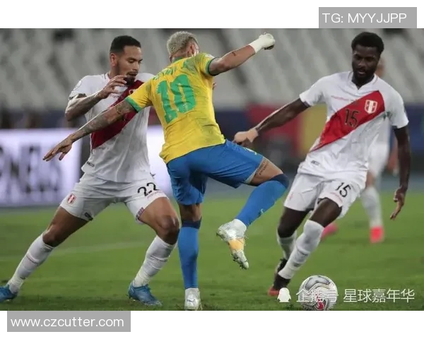 南美预选赛精彩对决巴西队迎战秘鲁队争夺晋级机会